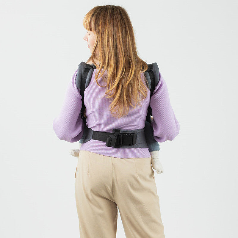 Shop Isara Isara Preschooler Full Buckle - Graphite Linen at Babymaxi