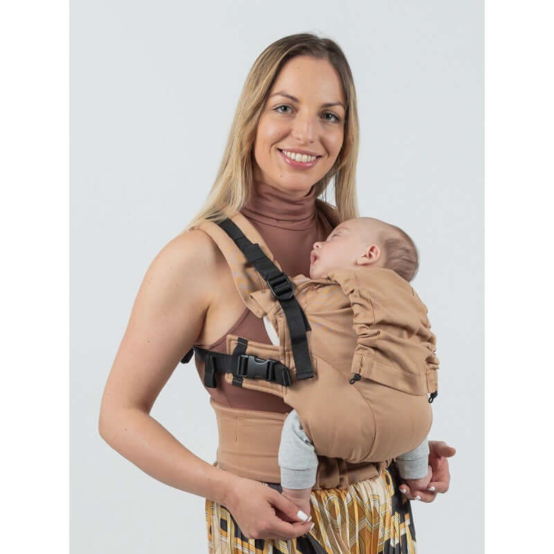 Isara The One - Macchiato baby carrier, versatile and stylish, for all body types, supporting babies from birth to toddlerhood | Babymaxi