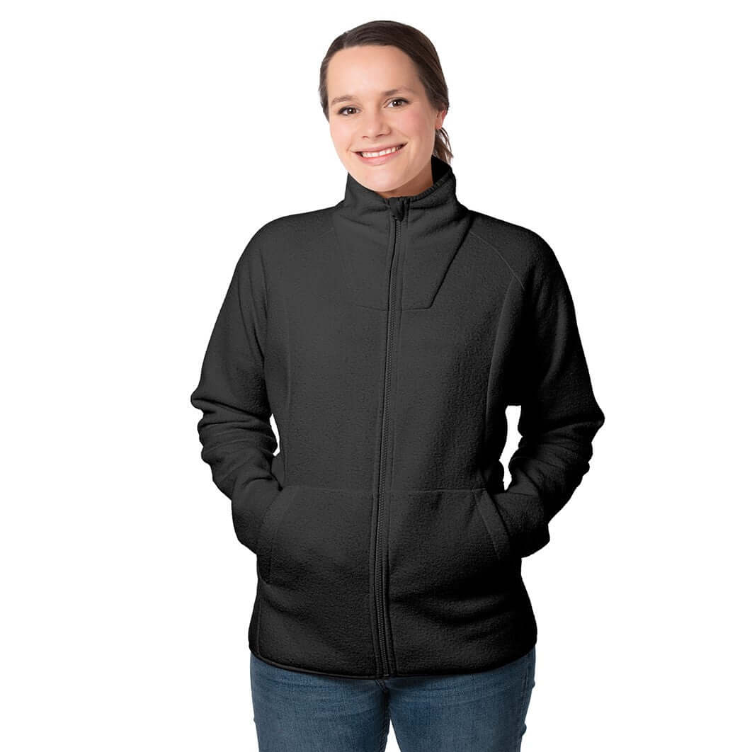 Mamalila Basel Baby Carrier Fleece Jacket – Black model wearing cozy fleece jacket with pockets | Babymaxi