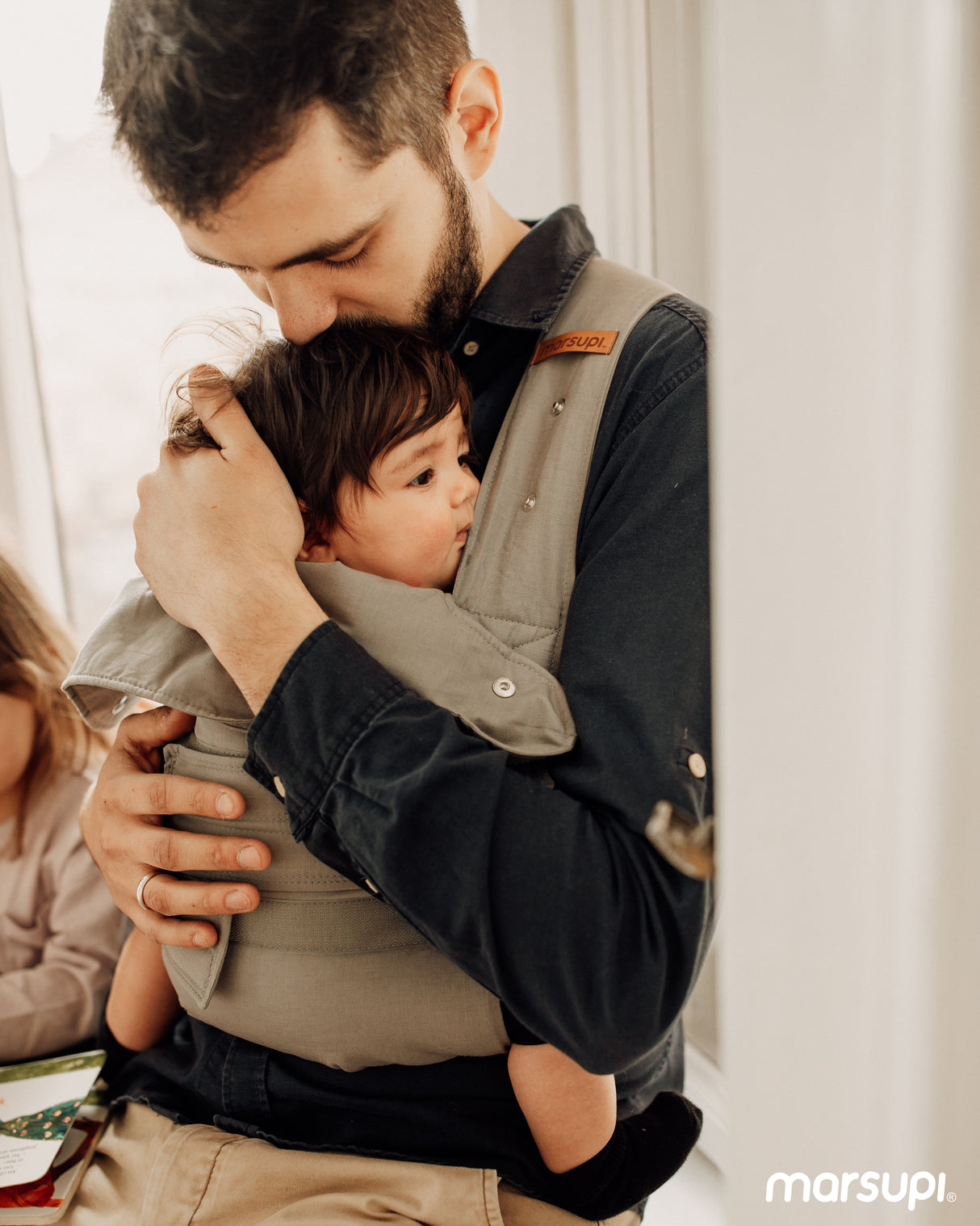 Marsupi Breeze - Light Grey