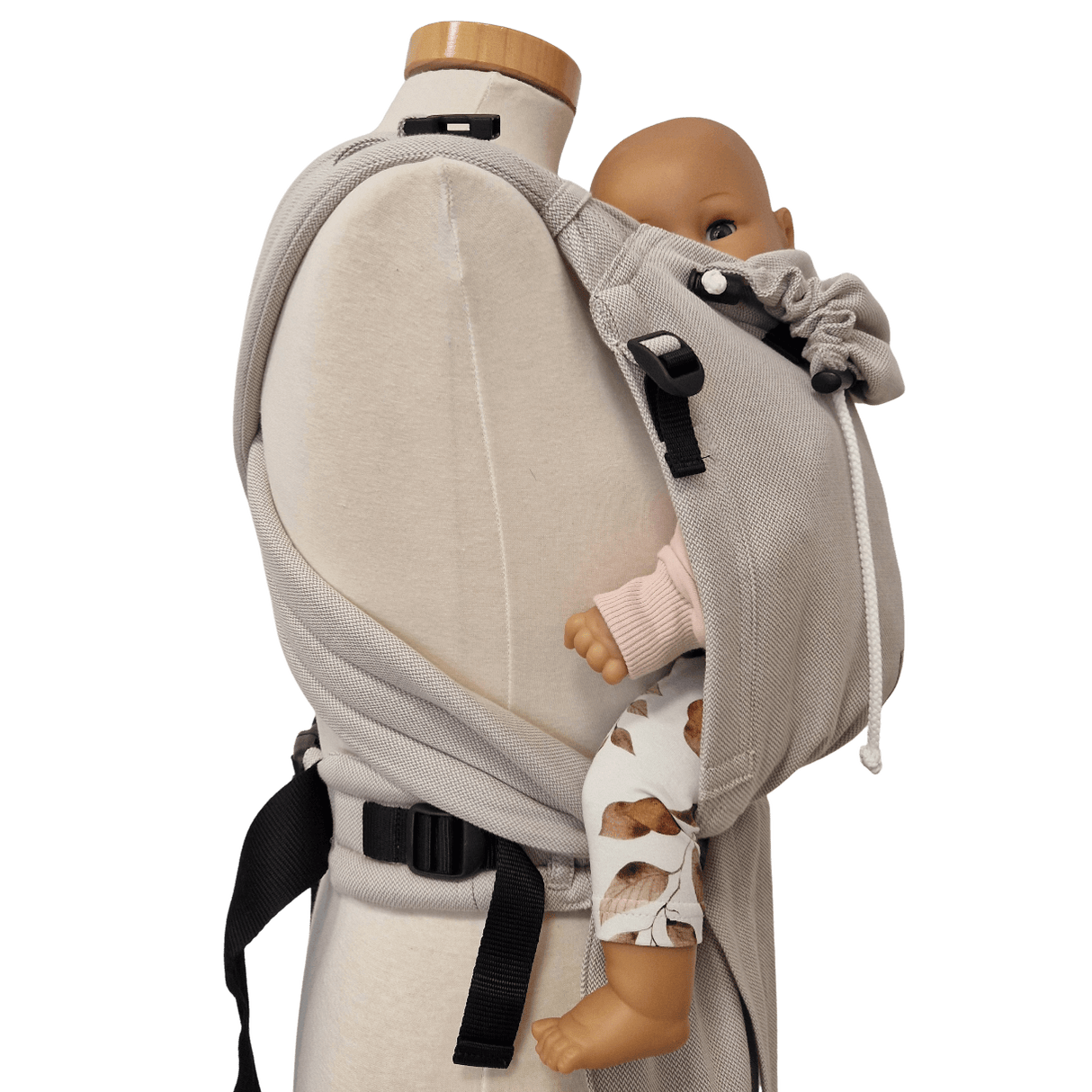 Storchenwiege Talemo Half-Buckle Baby Carrier - Moonstone on a mannequin with a doll exemplifying comfort | Babymaxi