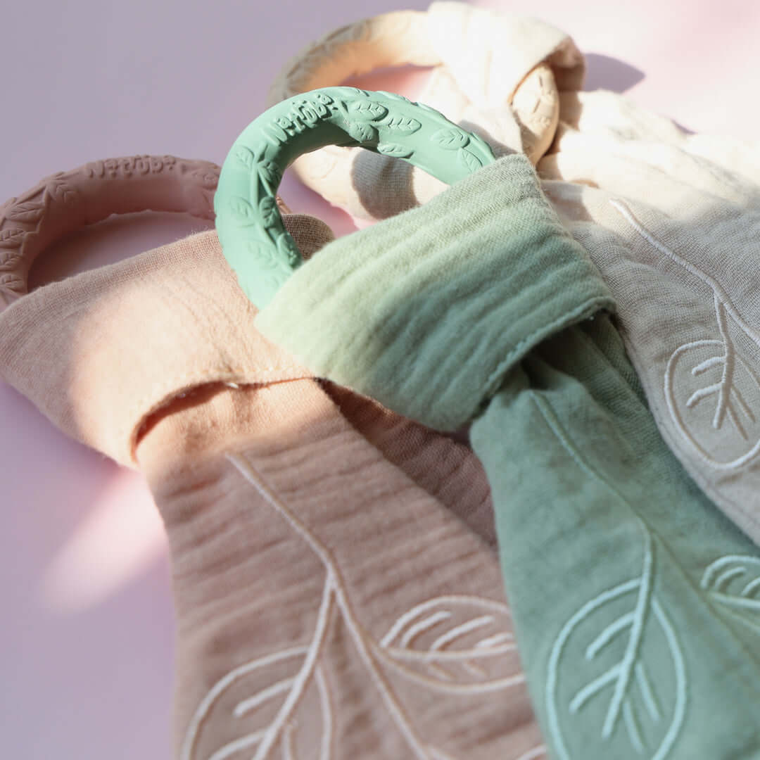 Organic Baby Teether & Activity Toy – Perfect for Carriers with natural rubber ring and soft cloth | Babymaxi