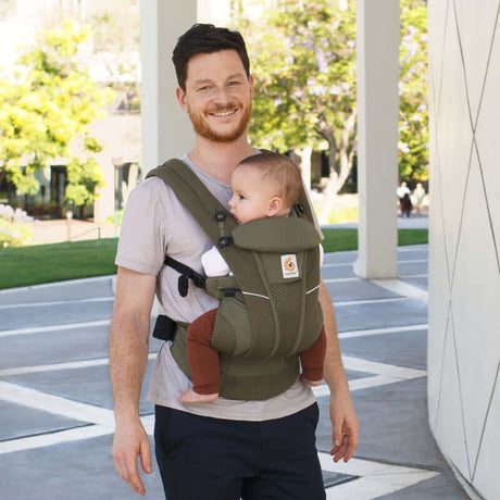 Shop Ergobaby Ergobaby Omni Breeze - Olive Green at Babymaxi