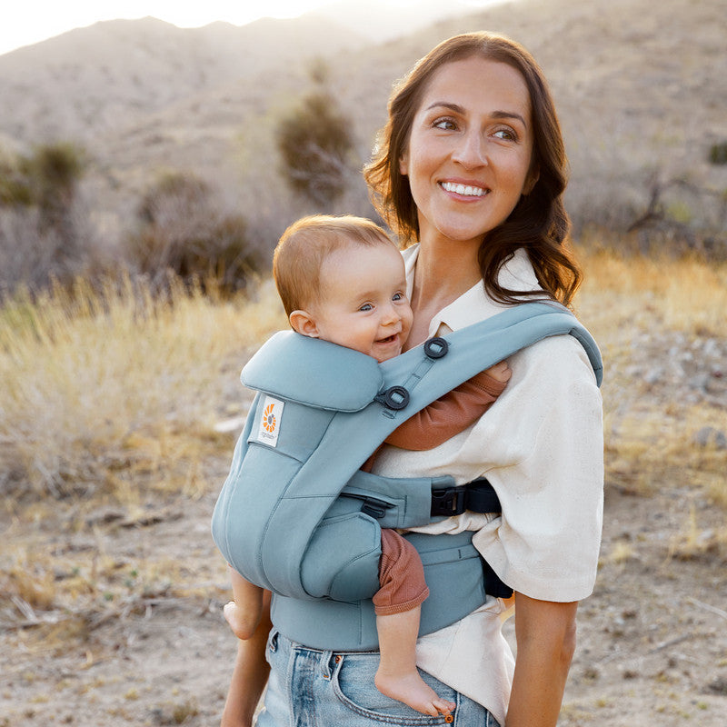 Shop Ergobaby Ergobaby Omni Dream - Slate Blue at Babymaxi
