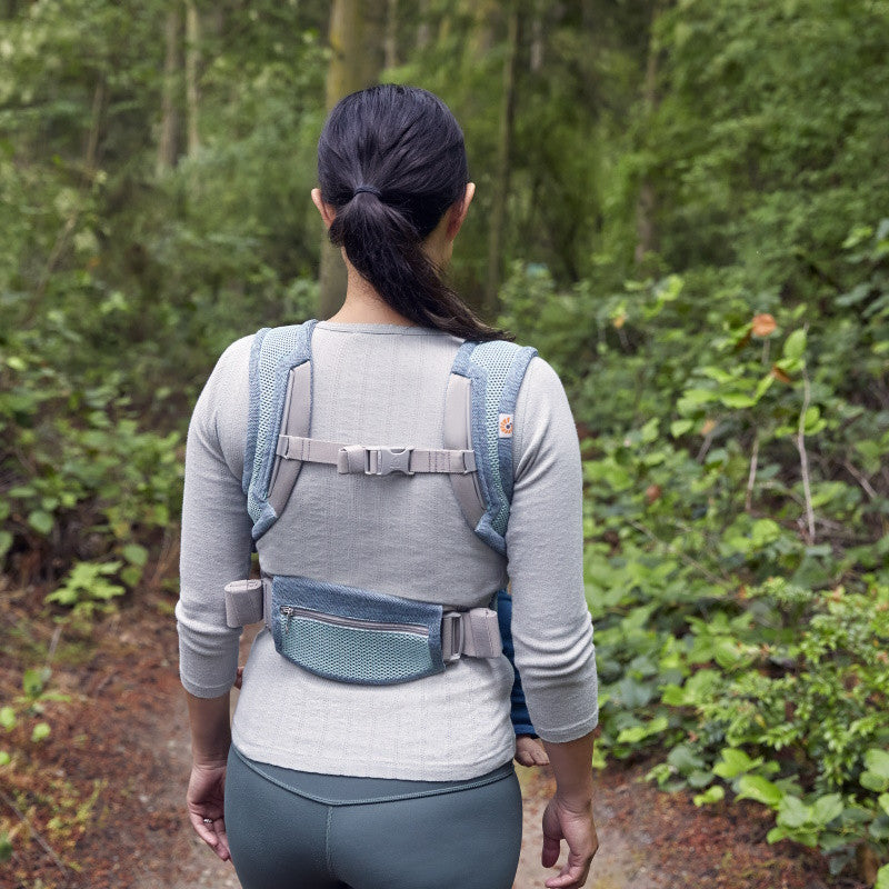 Shop Ergobaby Ergobaby Aerloom, Lightweight & Breathable - Spruce at Babymaxi
