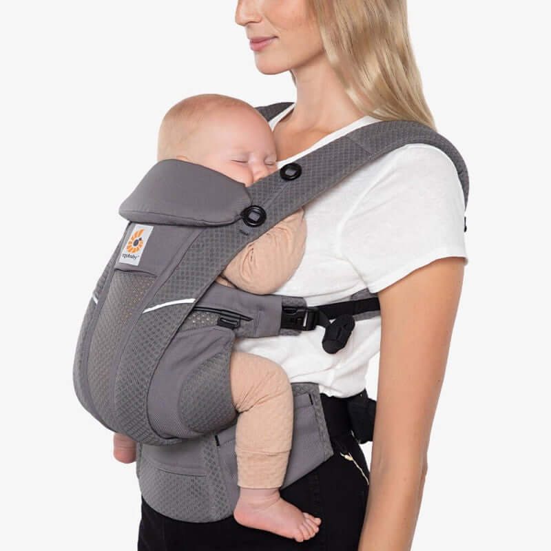 Ergobaby Omni Breeze - Graphite Grey baby carrier with breathable SoftFlex Mesh for comfort | Babymaxi