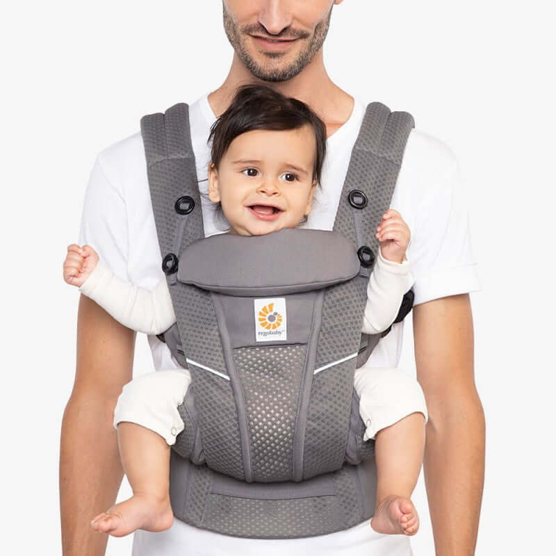 Ergobaby Omni Breeze - Graphite Grey baby carrier with breathable mesh for comfort and airflow | Babymaxi