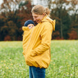 Mamalila Softshell Babydraagjas Allrounder - Mustard
