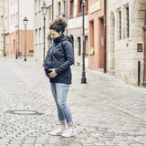 Mamalila Softshell Babywearing Jacket Allrounder - Navy worn by expecting mother in city street | Babymaxi