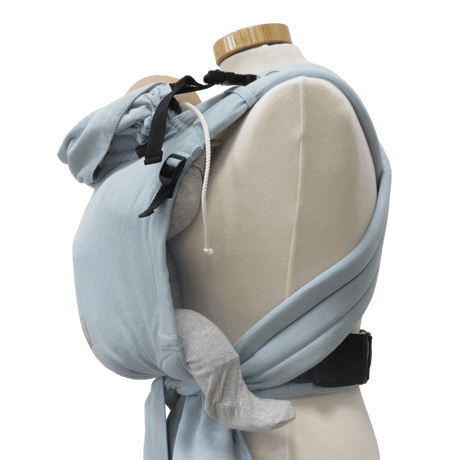Storchenwiege Talemo BabyCarrier - Aqua showing optimal adjustability with a cozy wrap-style design | Babymaxi